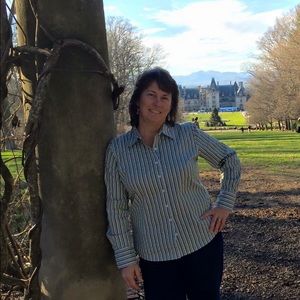Meet your Posher, Julie