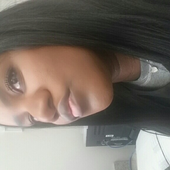 Meet your Posher, Kasandra