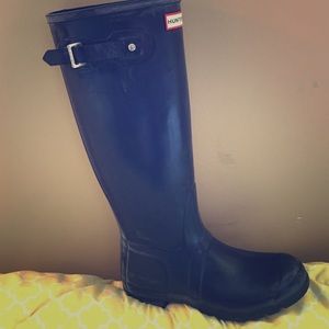 Matte Black Hunter Boots