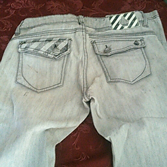 Genuine volcom brand Jeans - Picture 2 of 2