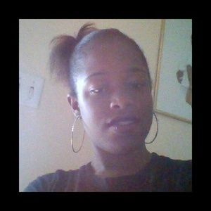 Meet your Posher, Sade