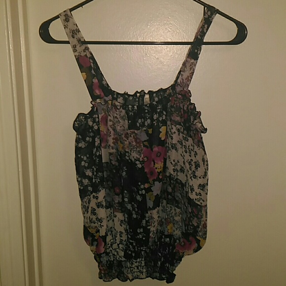 Multi-colored summer crop top
