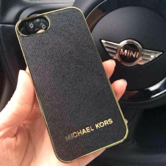 Michael Kors Saffiano iPhone 5/5s Case