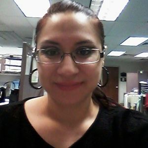 Meet your Posher, Melissa