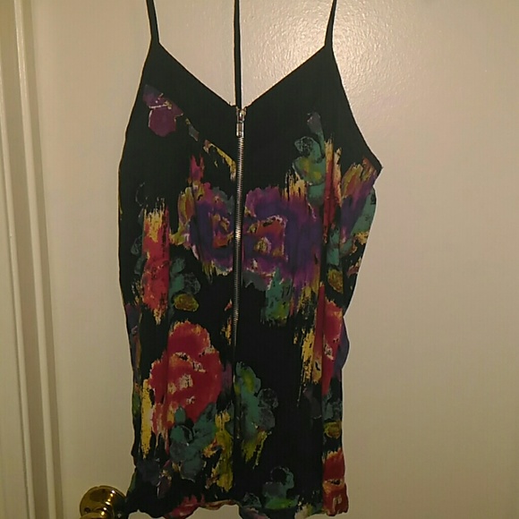 T-strap summer tank top
