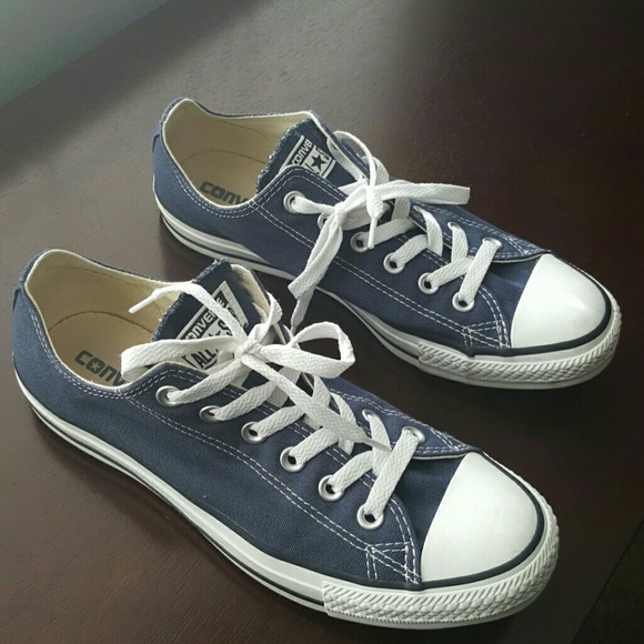 Converse BLUE LIKE NEW - NWOT