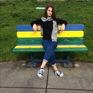 Meet your Posher, Nicoleta