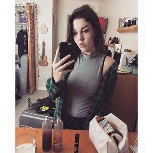 Meet your Posher, Tara