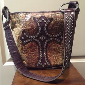 Raviani purse