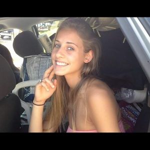 Meet your Posher, Kristina