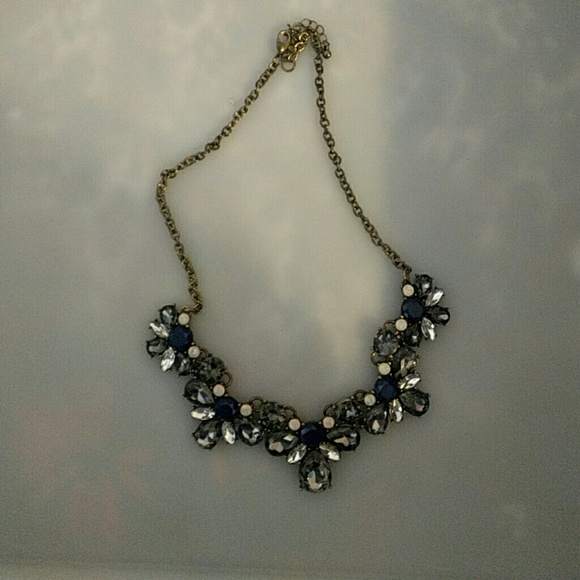 Statement necklace