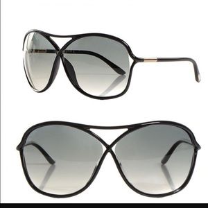 Authentic Tom Ford 'Vicky' Sunglasses