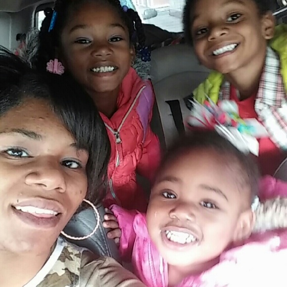 Meet your Posher, Jiahda