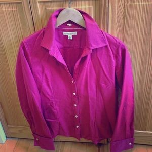 Love this shirt (I know I should iron first)