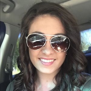 Meet your Posher, Kristi