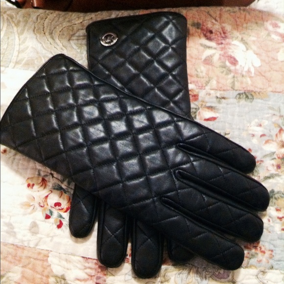 82 michael kors accessories authentic mk leather 82 michael kors accessories authentic mk leather