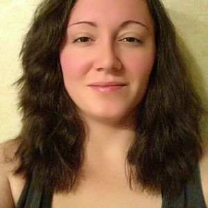 Meet your Posher, Danielle s.