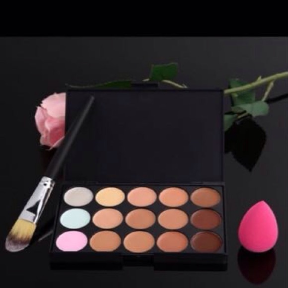 Cream Makeup Concealer palette + 1 powder Bushes