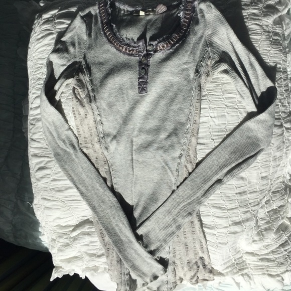 Long sleeve shirt - Picture 1 of 1