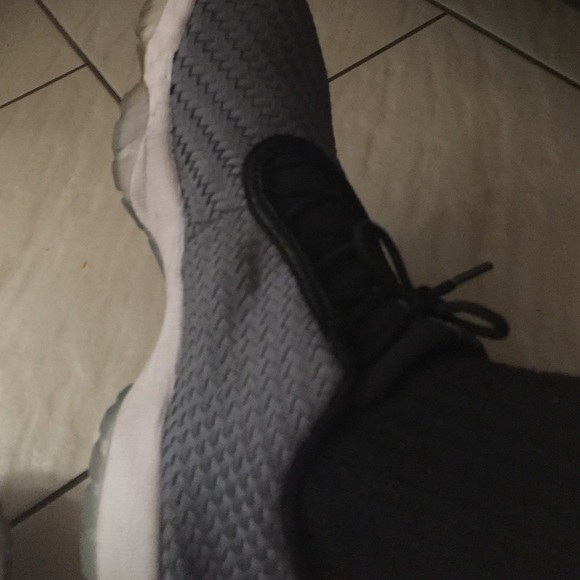 Jordan future - Picture 3 of 3