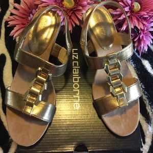 👡👡 NIB Liz Claiborne Gold Sandals👡👡