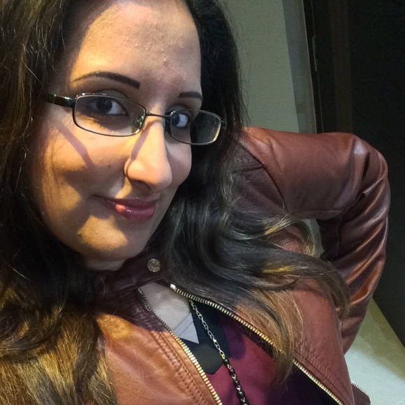 Meet your Posher, Reena - Picture 4 of 5