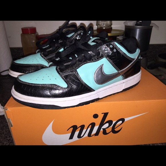 Nike SB Tiffany dunk low