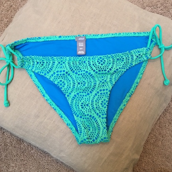 Aerie swim bikini bottoms - Picture 1 of 3