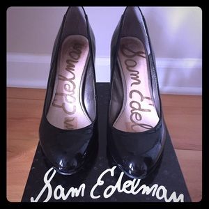 Sam Edelman Pumps 7/37.5. Comes with box.