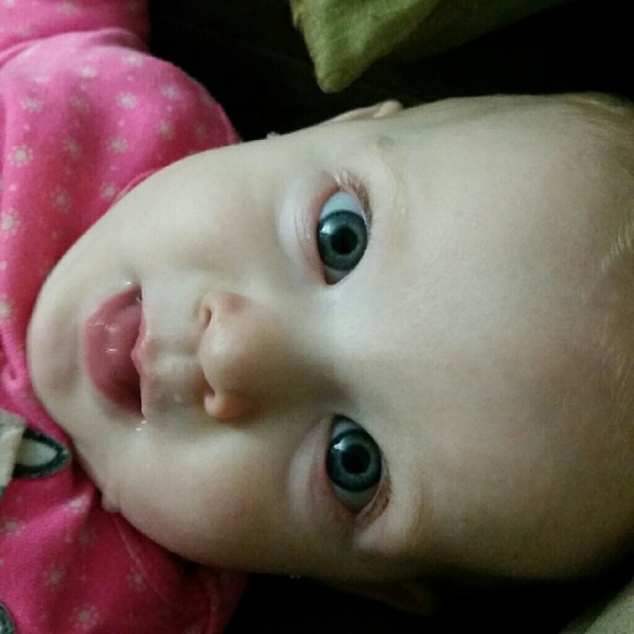 Meet your Posher, Katelyn - Picture 1 of 1