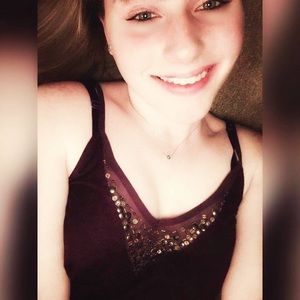 Meet your Posher, Olivia