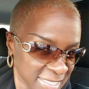 Meet your Posher, Lynn