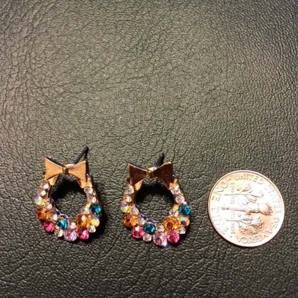 Earrings - Picture 3 of 3
