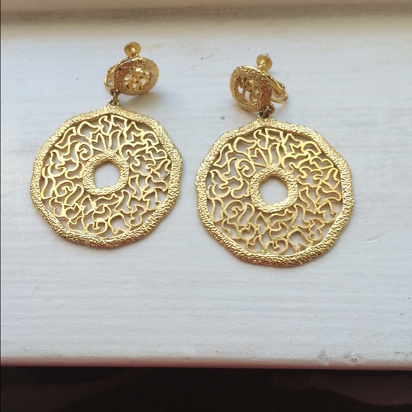 Vintage looking earrings