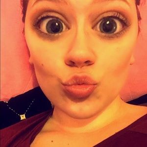 Meet your Posher, Kaitlyn