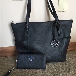 Michael Kors Black Zip Tote & Matching Wallet