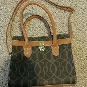 Hand or crossbody purse