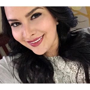 Meet your Posher, Christina