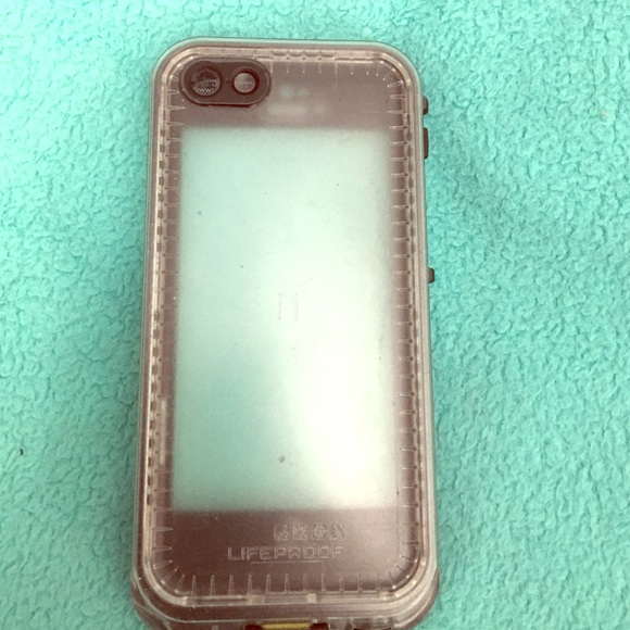 Life proof iPhone 5/5s phone case