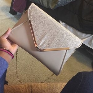 Cute clutch