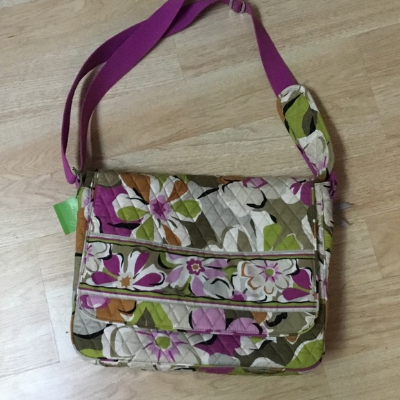 Vera Bradley messenger brand new