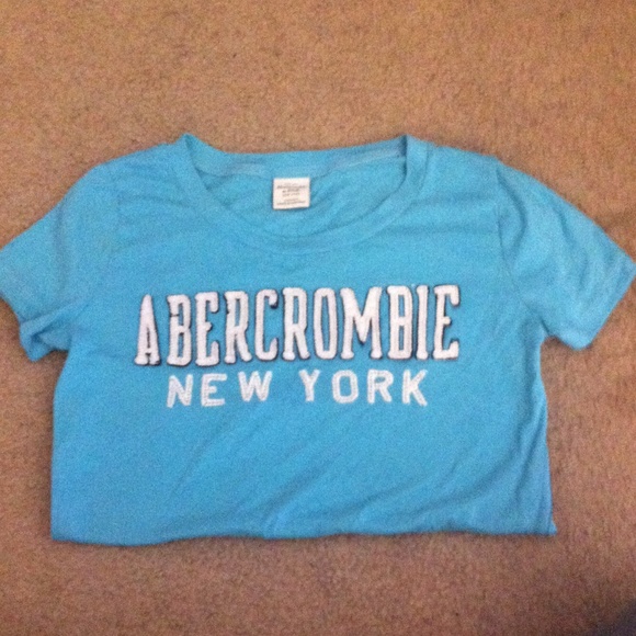 Comfortable like-new Spring t-shirt