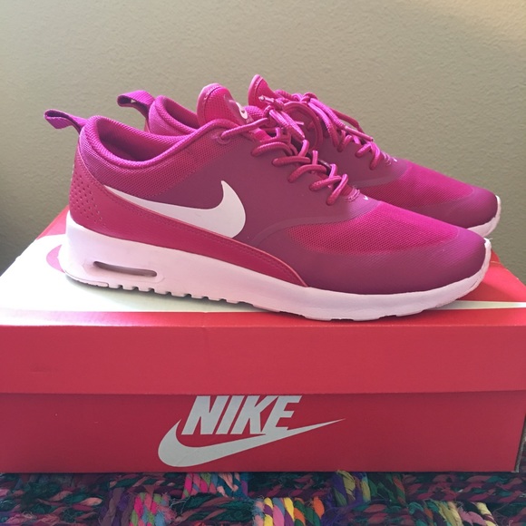 Women's Air Max Thea