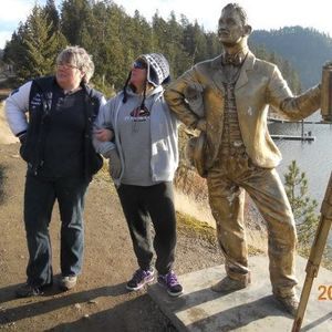 Meet your Posher, Loriann