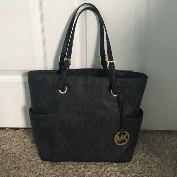 Michael Kors Logo Jet Set Tote