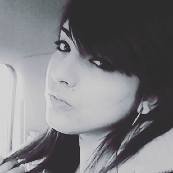 Meet your Posher, Carolyn