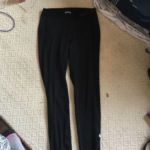 I am selling a new nike pro dri fit leggings.