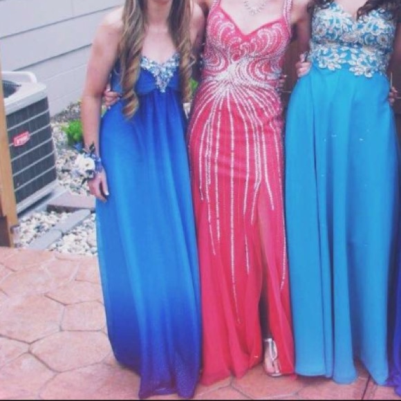 Prom Dress - Picture 2 of 4