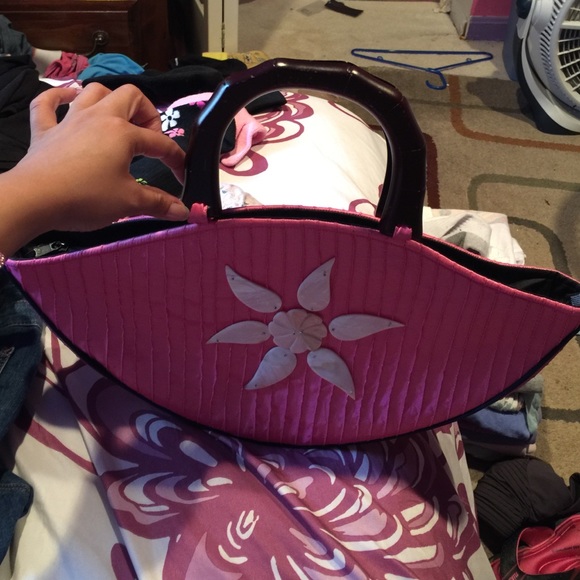 Purse - Picture 2 of 3