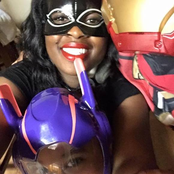 Meet your Posher, Mika